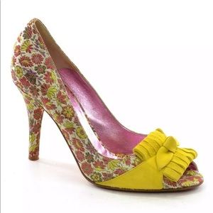 Etro floral and yellow suede pumps. Never worn!